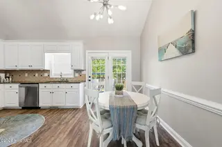 1204 Quarterpath Drive, Winterville, NC 28590 – photo 17: 23-web-or-mls-IMG_2811