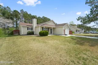342 Palamino Trail, Jacksonville, NC 28546 – photo 2: Front
