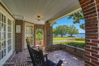 411 E Front Street, New Bern, NC 28560 – photo 3: 38-web-or-mls-DSC08662