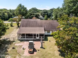 2950 Scotts Hill Loop Road, Wilmington, NC 28411 – photo 6: 3-web-or-mls-DJI_20250905095414_0446_D