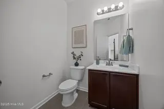 151 Cavalier Drive, Jacksonville, NC 28546 – photo 19: 17-web-or-mls-151 Cavalier Dr. 39