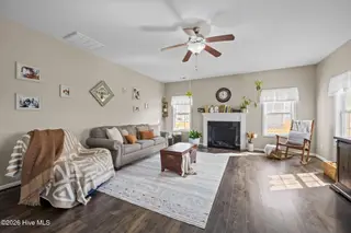 118 Cypress Manor Court, Jacksonville, NC 28540 – photo 17: 30-web-or-mls-_RAD8401