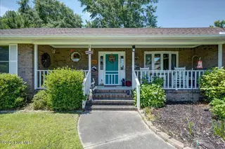 217 Pinewood Drive, New Bern, NC 28562 – photo 2: 02-217_pinewood-35