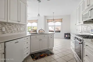 402 Lockwood Lane SW, Supply, NC 28462 – photo 13: 402 Lockwood-11