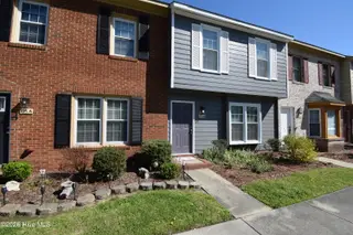 105 Concord Drive B, Greenville, NC 27834 – photo 3: DSC_6612