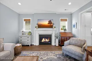 611 Edgerton Drive, Wilmington, NC 28412 – photo 12: Cozy LIving
