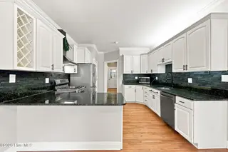 407 Rustic Court, Pollocksville, NC 28573 – photo 7: 35-web-or-mls-0C0A8269_edit