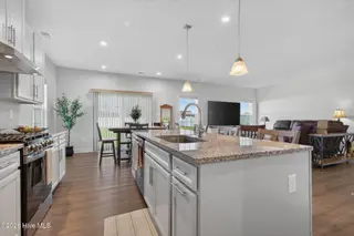 220 Grandview Drive, Elizabeth City, NC 27909 – photo 14: Kitchen