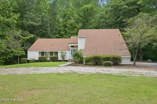 424 Camelia Drive, Washington, NC 27889 – photo 2: 21-web-or-mls-IMG_9159