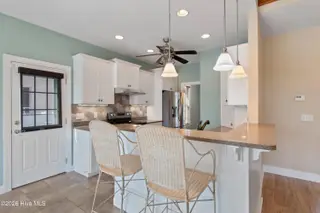 6509 Walden Pond Lane, Southport, NC 28461 — 3-bedroom home in Winding Creek, Southport, NC, photo 8 of 72: 6509WaldenPondLn - 16