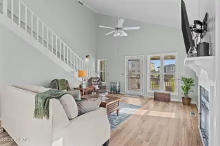 312 E Dolphin Drive, Oak Island, NC 28465 – photo 21: 22-web-or-mls-BTS08163
