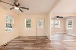 622 Walnut Drive, Jacksonville, NC 28540 – photo 9: Living and dining area