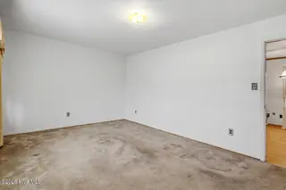 1719 Lipscomb Road E, Wilson, NC 27893 — 3-bedroom home, Wilson, NC, photo 10 of 28: 33-179 Lipscomb Rd-33