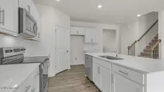 1001 Misty Creek Drive, Aberdeen, NC 28315 – photo 8: Kitchen