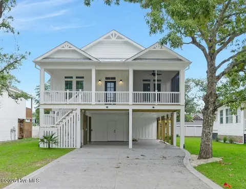 112 NE 27th St, Oak Island