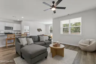 4068 Morning Light Drive SE, Bolivia, NC 28422 – photo 21: 24_living room
