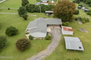 2738 White Oak River Road, Maysville, NC 28555 – photo 7: 4-web-or-mls-DJI_0438