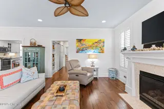 6425 Timber Hitch Drive SW, Ocean Isle Beach, NC 28469 – photo 8: 008_6425_timber_hitch_drive-09_310