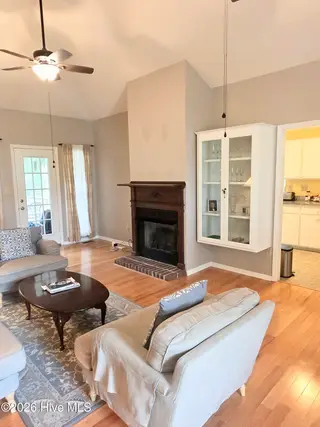 111 Canebrake Drive, New Bern, NC 28562 – photo 10: 20260829_112104~2