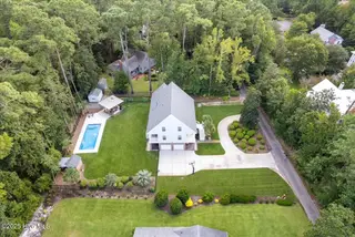 6111 Leeward Lane, Wilmington, NC 28409 — 5-bedroom home in Windward, Wilmington, NC, photo 6 of 48: 02-DJI_0066