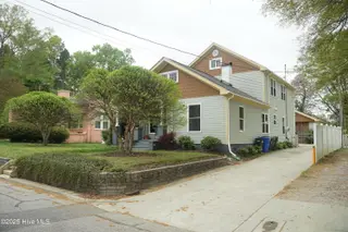 1305 Anderson Street NW, Wilson, NC 27893 – photo 4: DSC07569