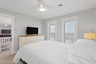 1031 Ocean Boulevard W, Holden Beach, NC 28462 – photo 24