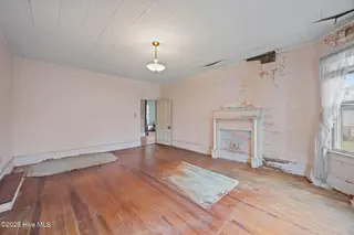 675 Second Street, Ayden, NC 28513 – photo 21: 24-web-or-mls-BLS_0039