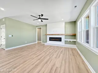 2111 Staysail Drive, Elizabeth City, NC 27909 – photo 8: c68c1f6d934833f4e8f36cb35a694d7ce488a5d7