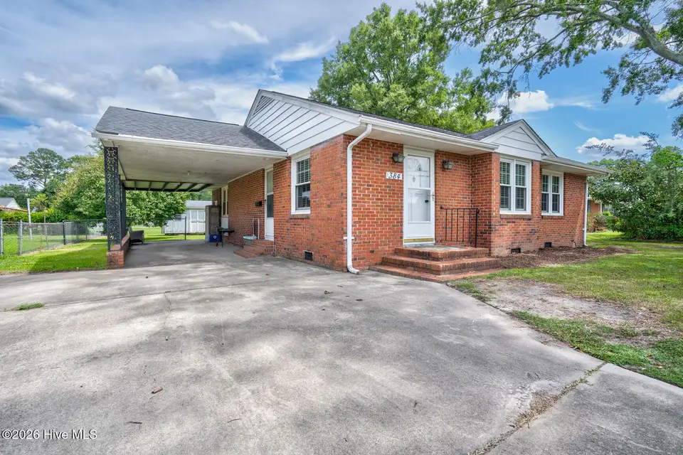 384 Snow Hill Street, Ayden, NC 28513 – photo 1 of 26: front