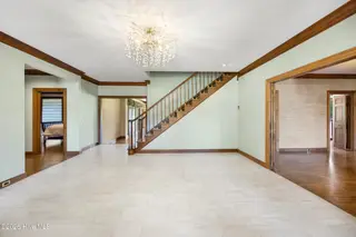 201 Country Club Drive, Elizabeth City, NC 27909 — 3-bedroom home in Country Club Forest, Elizabeth City, NC, photo 13 of 58: 001 ccd 260504 entry foyer 1