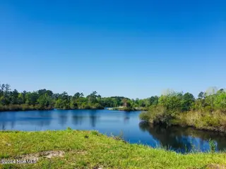 101 29 Shoreview Drive, New Bern, NC 28562 – photo 14: 20240117142325451221000000-o