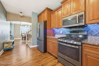 208 Bogue Harbor Court, Newport, NC 28570 – photo 15: 50-web-or-mls-IMG_8187_edit