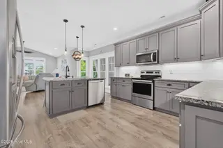 2303 W Yacht Drive, Oak Island, NC 28465 — 3-bedroom home, Oak Island, NC, photo 16 of 49