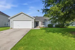2820 Walter Drive, New Bern, NC 28562 – photo 1: Front View