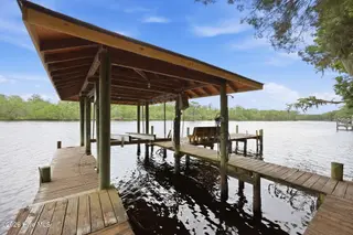268 Shoreline Drive, New Bern, NC 28562 – photo 4: Private boat lift and dock