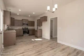 208 Shadow Grass Court, Stella, NC 28582 – photo 17: Eat- In Dining