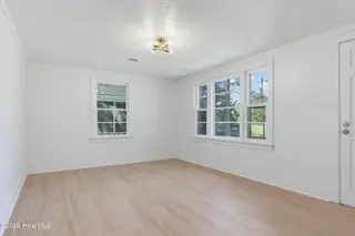 728 Warrior Trail, Whiteville, NC 28472 – photo 16: Front Door Entry to Living Room