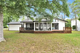 3307 E Oak Island Drive, Oak Island, NC 28465 – photo 7: 3307EastOakIslandDrive-43