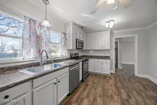 120 Princeton Drive, Jacksonville, NC 28546 – photo 15: Kitchen