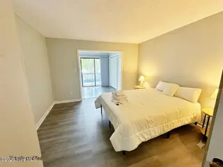 1204 Harbourside Drive 1204a & 1203, New Bern, NC 28560 – photo 7: 0021-3DFB76EF-B8F6-4F1C-85EE-27842EDFA4B