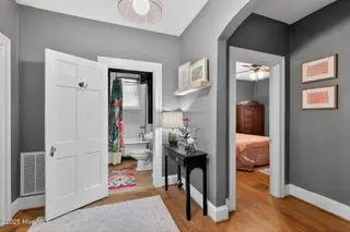 1305 Kenan Street NW, Wilson, NC 27893 — 3-bedroom home in Cavalier Terrace, Wilson, NC, photo 20 of 42: Hall