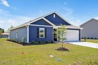 425 Driftwood Drive 43, Richlands, NC 28574 – photo 3: Similar