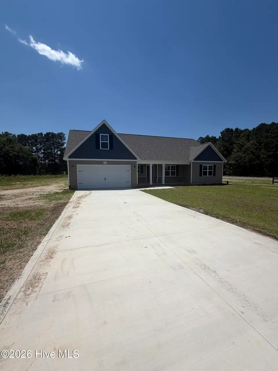 2725 Belgrade-Swansboro Road, Maysville, NC 28555 – photo 1 of 2