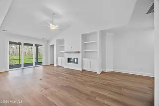 4016 Smoked Maple Drive 60, Leland, NC 28451 – photo 16: 16_living room