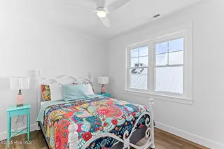 1320 Searay Lane, Carolina Beach, NC 28428 – photo 11: 010_1320_searay_lane-10_696
