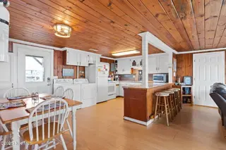 4025 E Beach Drive, Oak Island, NC 28465 – photo 15: 31-web-or-mls-CAMMediaLLC.com (31 of 47)