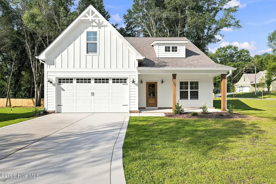 220 Telluride Court, Aberdeen, NC 28315 – photo 1 of 57: TELLURIDE LOT 10