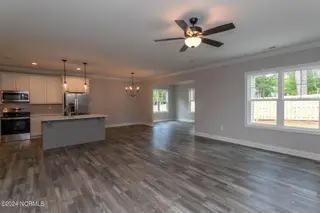 525 N Sycamore Street, Aberdeen, NC 28315 – photo 7: living room3
