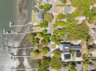 2205 Front Street, Beaufort, NC 28516 – photo 12: 12-web-or-mls-2205 Front St 012