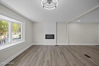 2904 Jefferson Drive, Greenville, NC 27858 – photo 6: 6-web-or-mls-BLS_0012